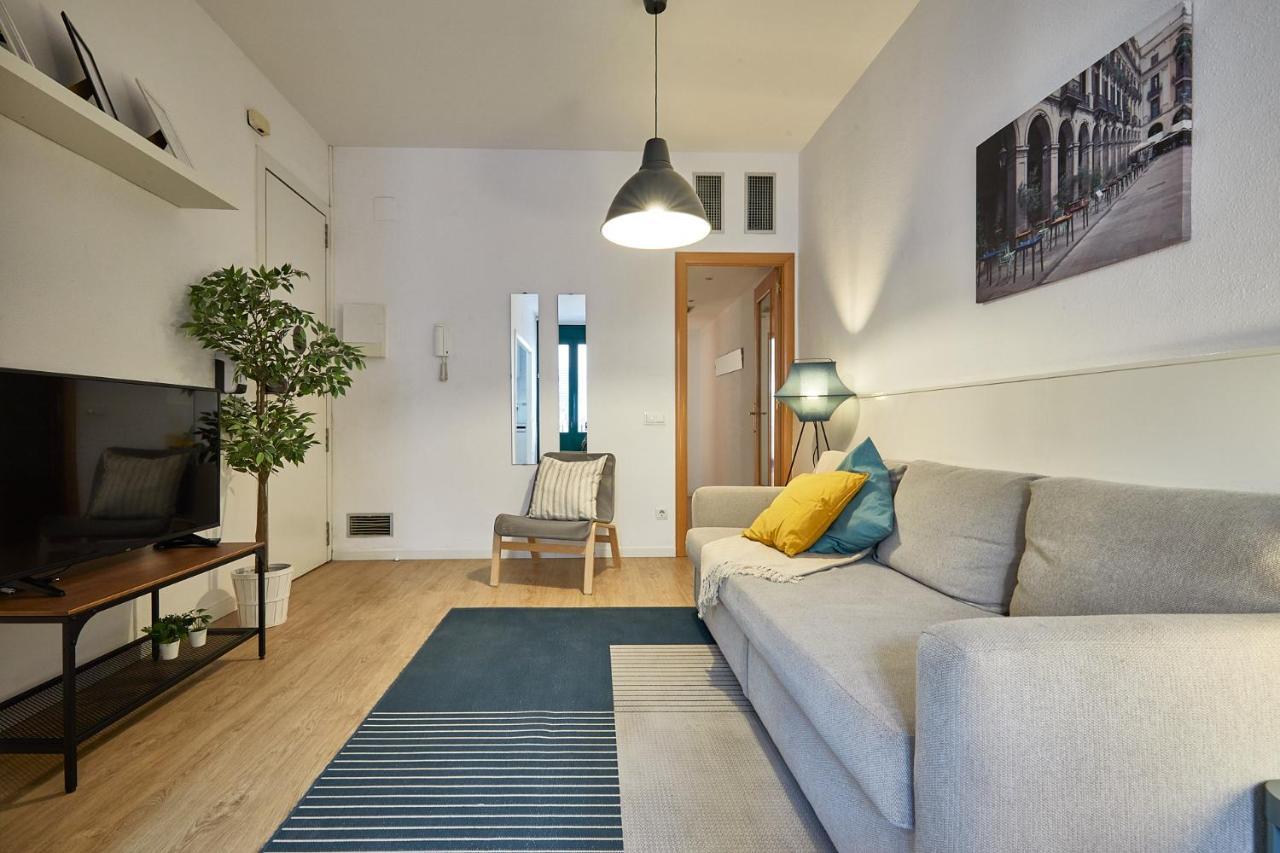 Bbarcelona Clot Apartments Экстерьер фото