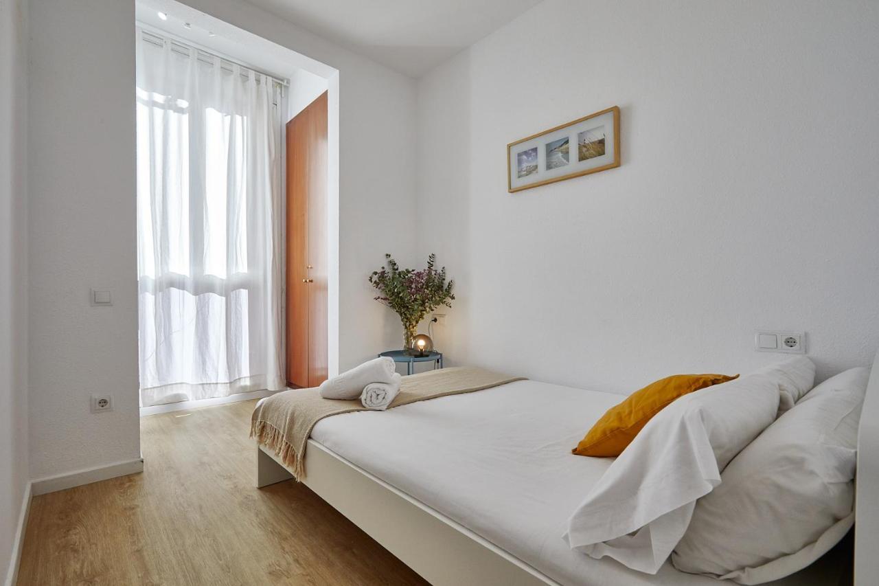 Bbarcelona Clot Apartments Экстерьер фото