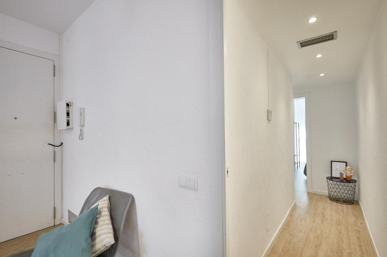 Bbarcelona Clot Apartments Экстерьер фото