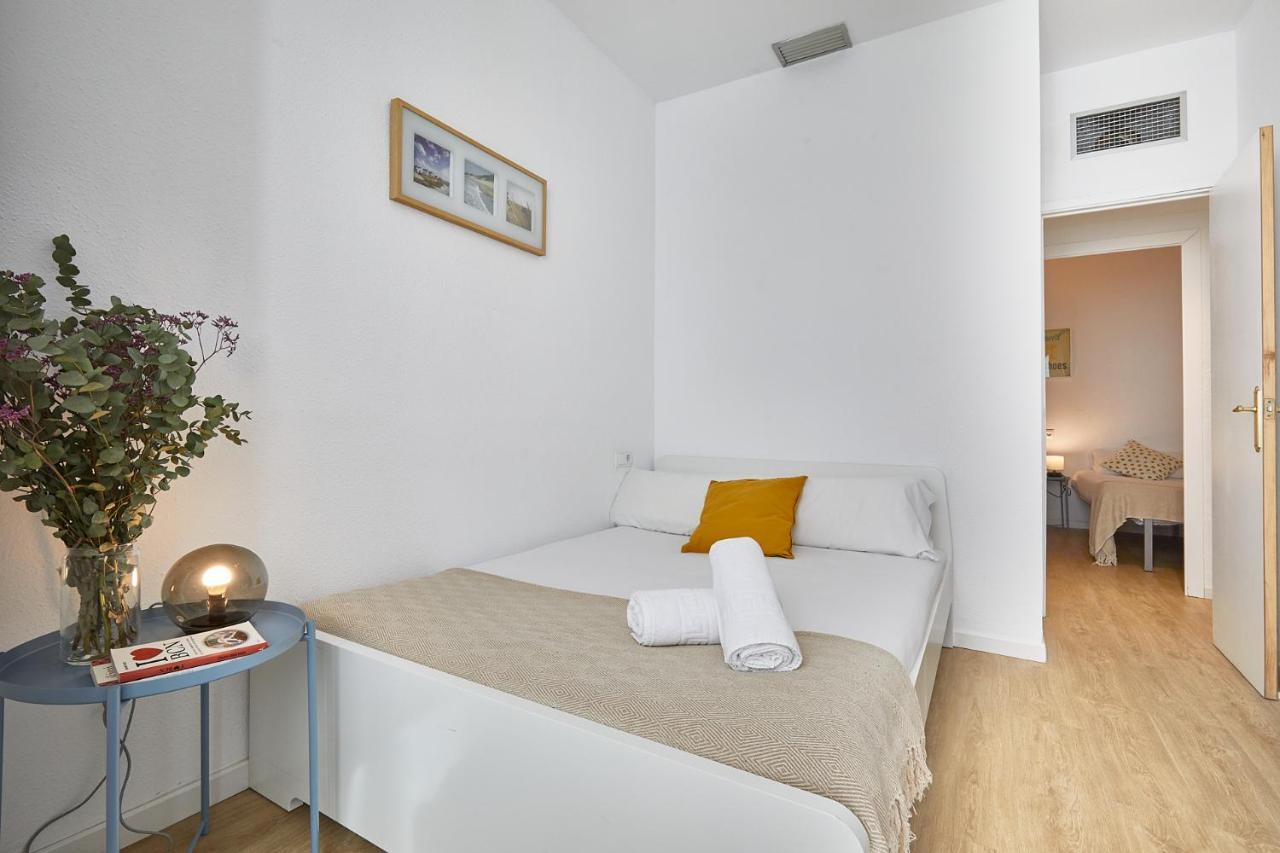 Bbarcelona Clot Apartments Экстерьер фото