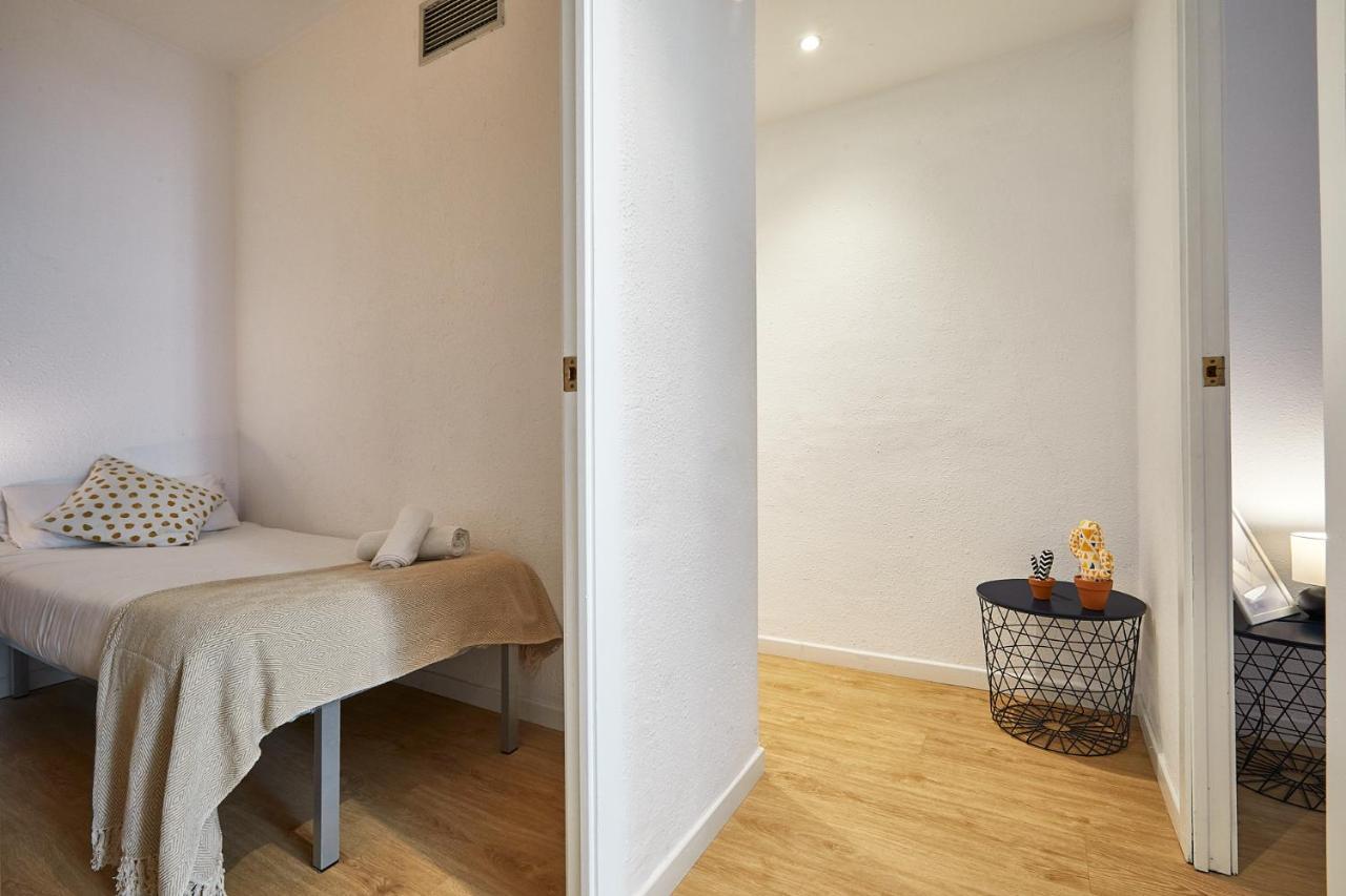 Bbarcelona Clot Apartments Экстерьер фото