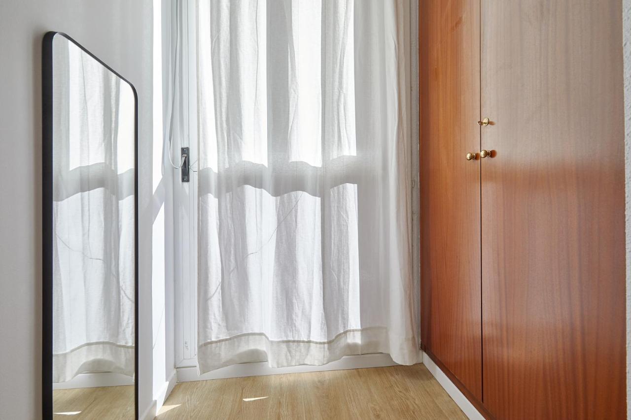 Bbarcelona Clot Apartments Экстерьер фото