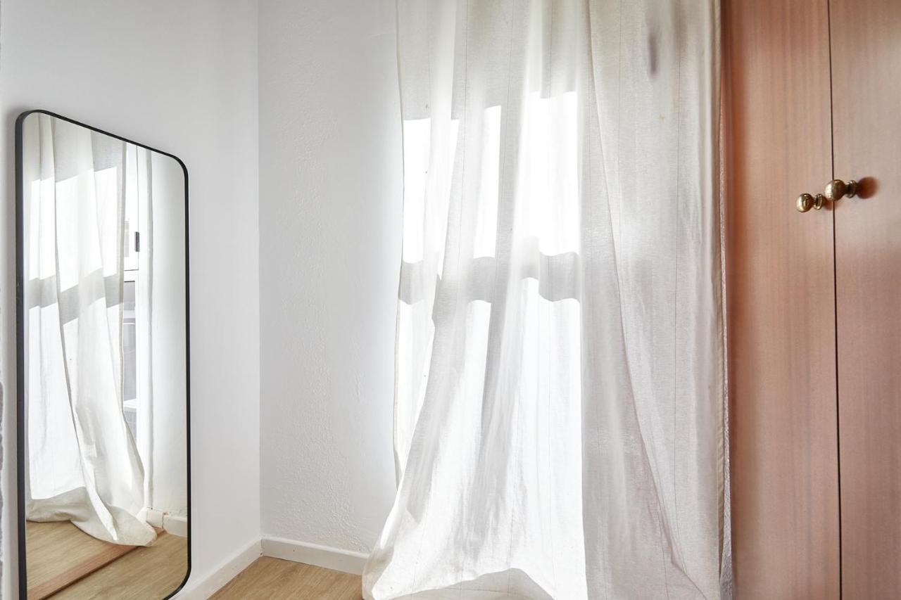 Bbarcelona Clot Apartments Экстерьер фото